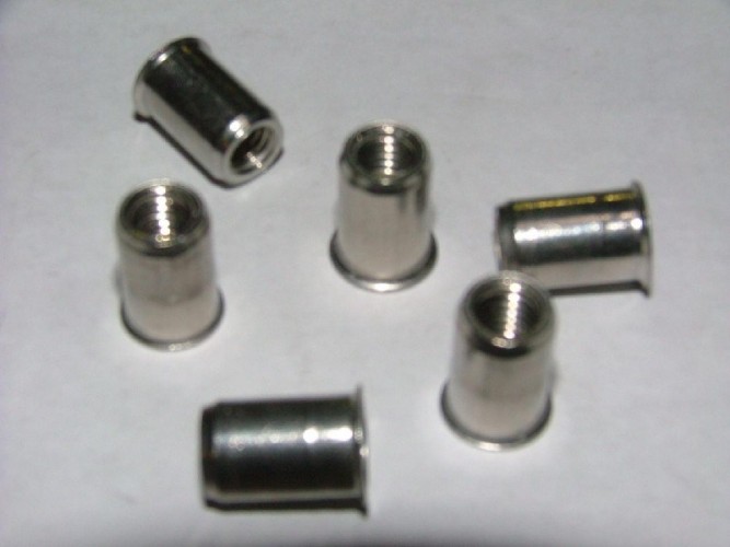 INSERTI FIL. INOX FTR/C M10 - 33M10TSRZ   